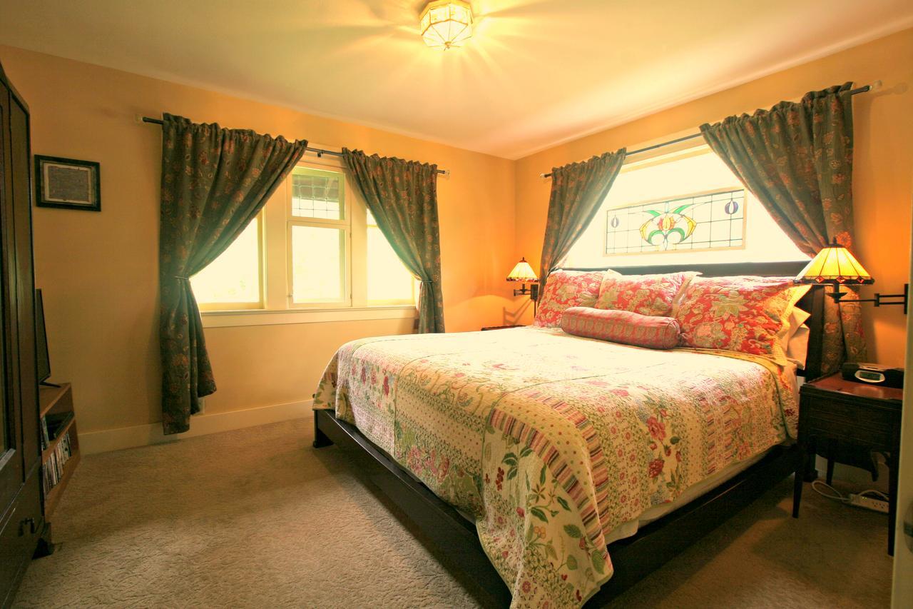 Kangaroo House Bed & Breakfast Eastsound Ngoại thất bức ảnh